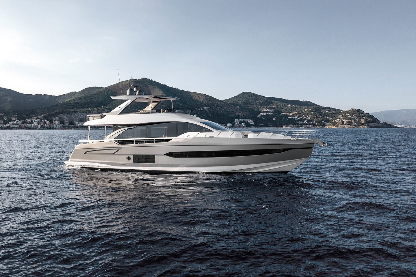 Azimut 78 FLY-IPS-1200