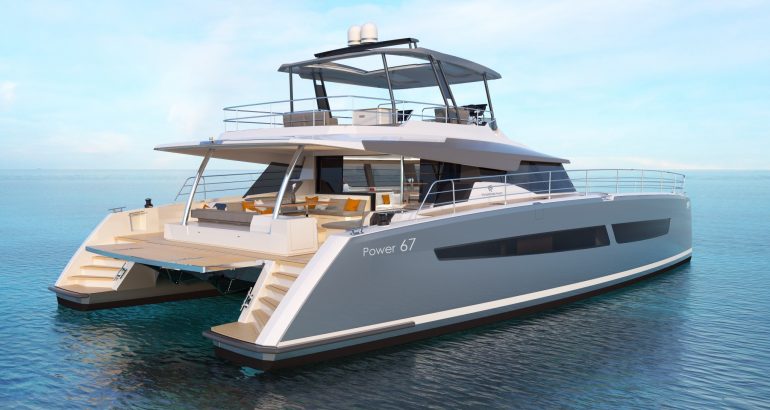 枫丹白露（Fountaine Pajot）67双体飞桥游艇