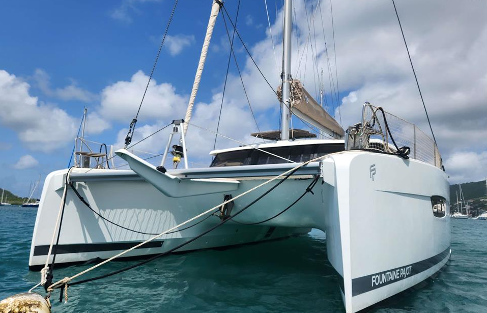 枫丹白露（Fountaine Pajot）Astrea42双体帆船