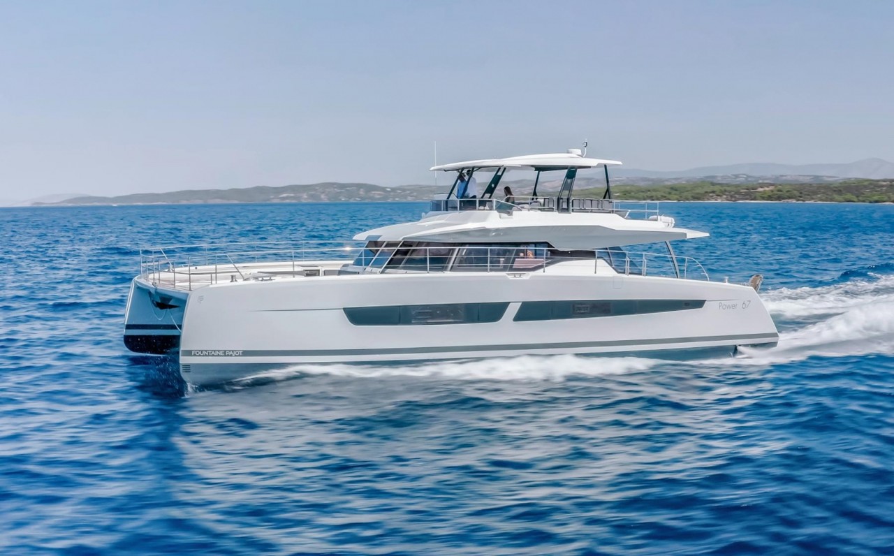 枫丹白露（Fountaine Pajot）67双体飞桥游艇