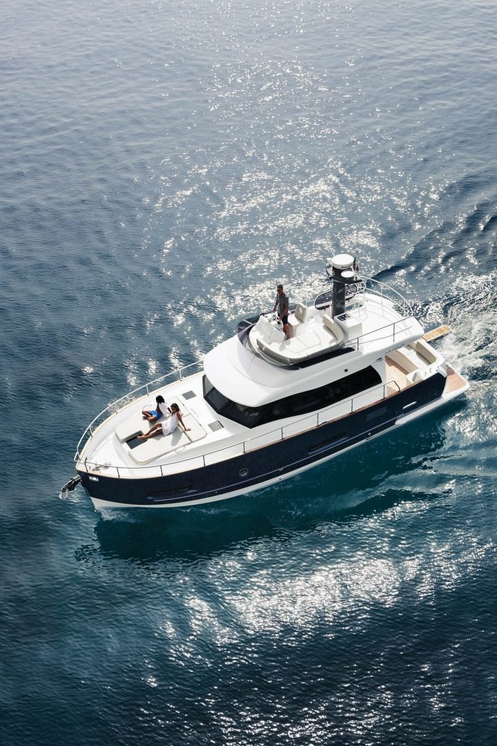 Azimut Magellano-43-QSB 6.7