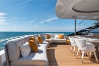 Azimut Grande TRIDECK-MTU-2600