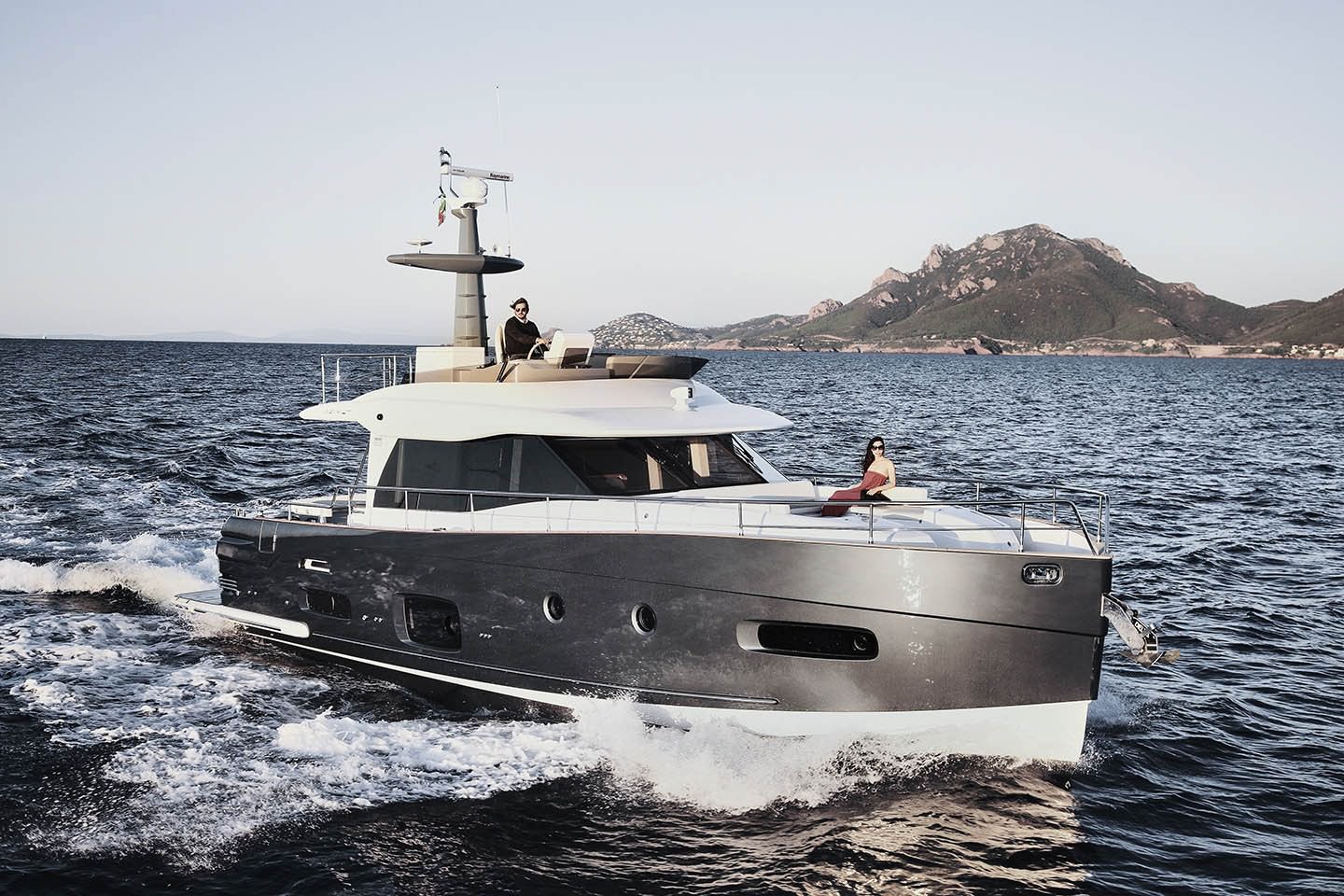 Azimut Magellano-53-QSC 8.3