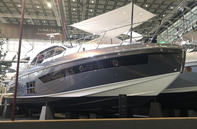 阿兹慕（Azimut）S6二手游艇