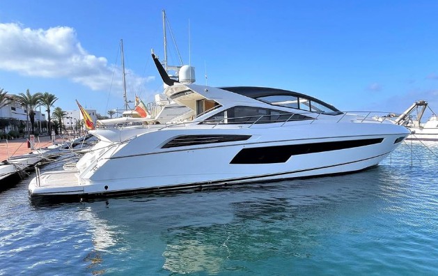 21米圣汐克（Sunseeker）Predator68二手游艇售价1200万元