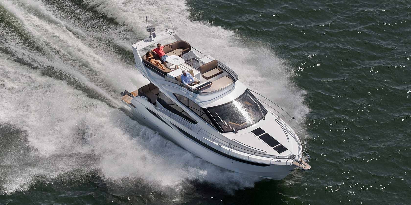 卡帝尔（Galeon）420游艇