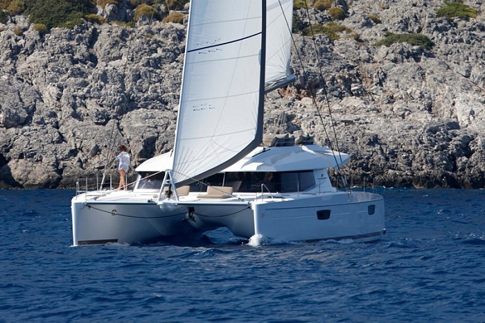 枫丹白露（Fountaine Pajot）IPanema58双体帆船价格1400万元