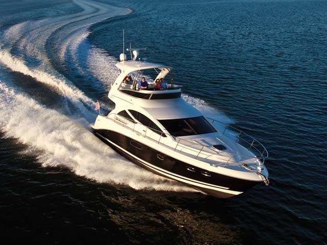 13米希瑞（SeaRay）450SedanBridge飞桥游艇价格1000万元