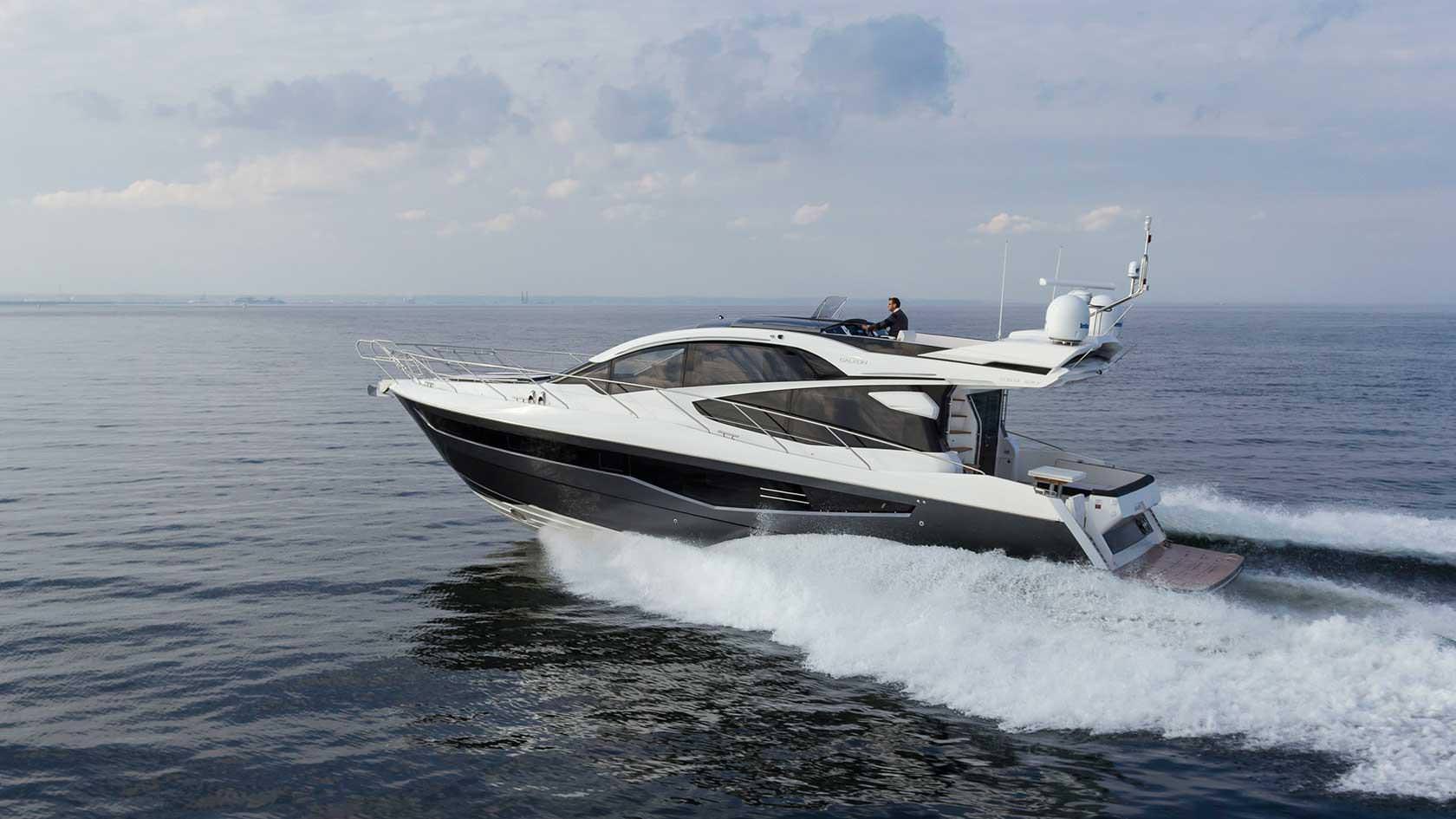 卡帝尔（Galeon）560Skydeck飞桥游艇