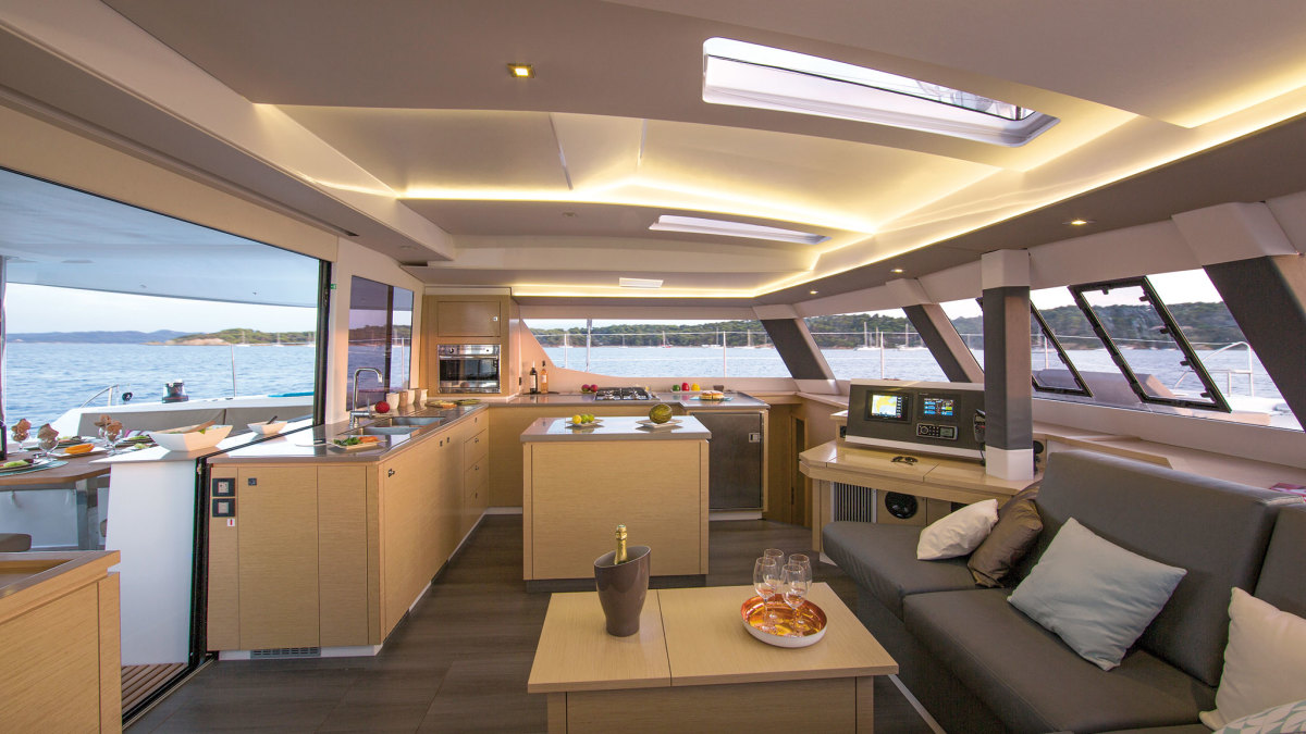 枫丹白露（Fountaine Pajot）Saba50双体帆船沙龙