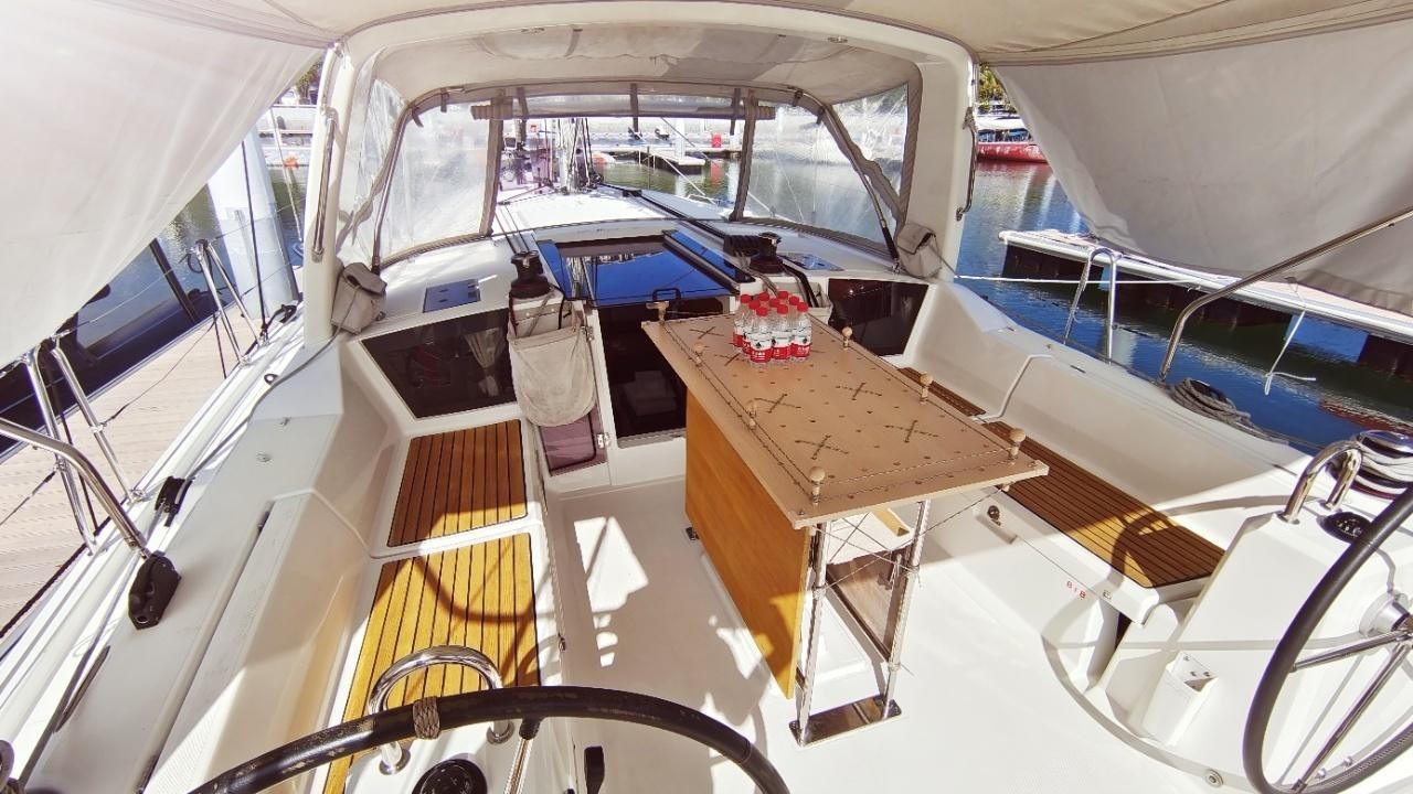 博纳多 Beneteau Oceanis 41.1