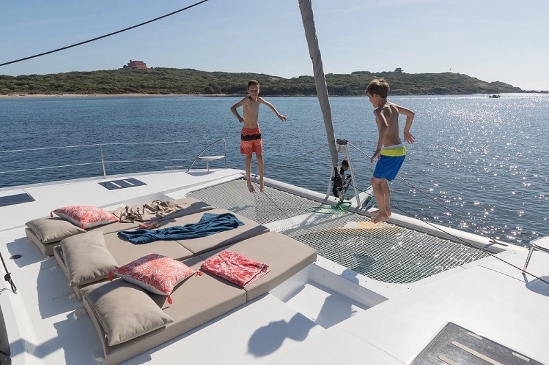 枫丹白露（Fountaine Pajot）Saona47双体帆船