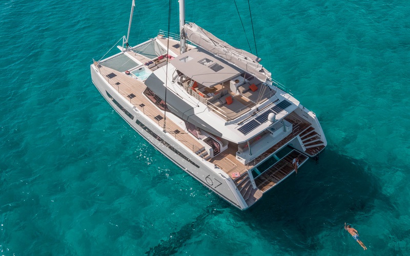 枫丹白露（Fountaine Pajot）Alegria67双体帆船