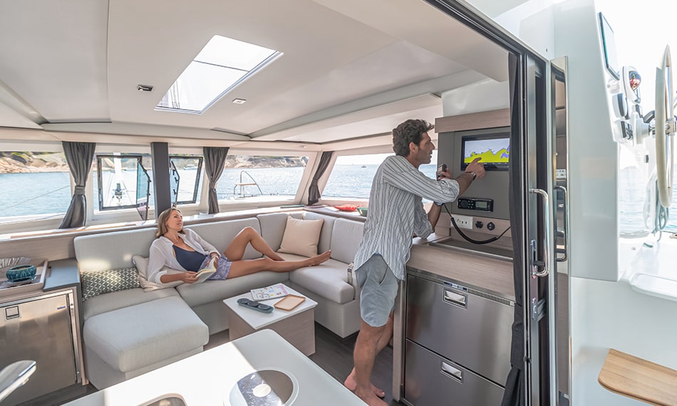 枫丹白露（Fountaine Pajot）Isla40双体帆船沙龙