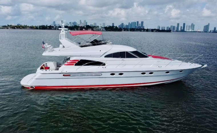 菲尔兰（Fairline）Squadron65二手游艇