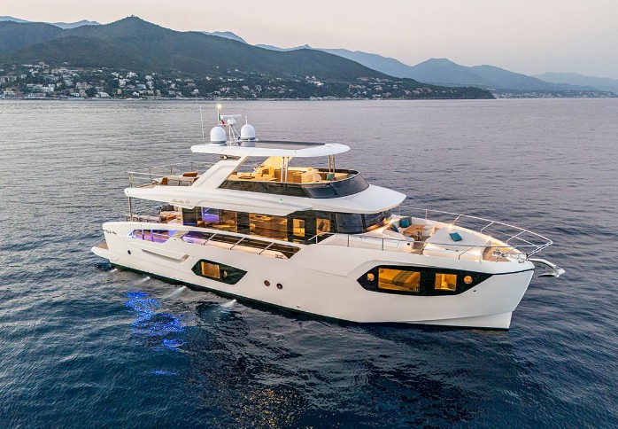 雅舶仕（Absolute）Navetta70豪华游艇